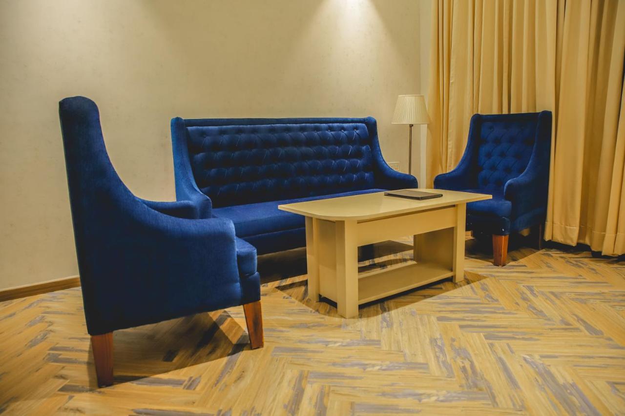 The Orlov Hotel Panipat Екстер'єр фото