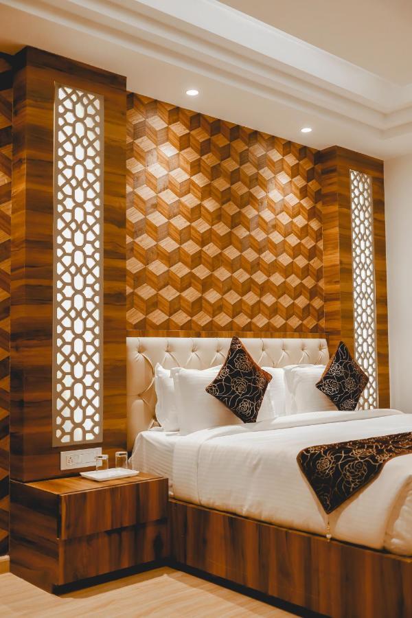 The Orlov Hotel Panipat Екстер'єр фото