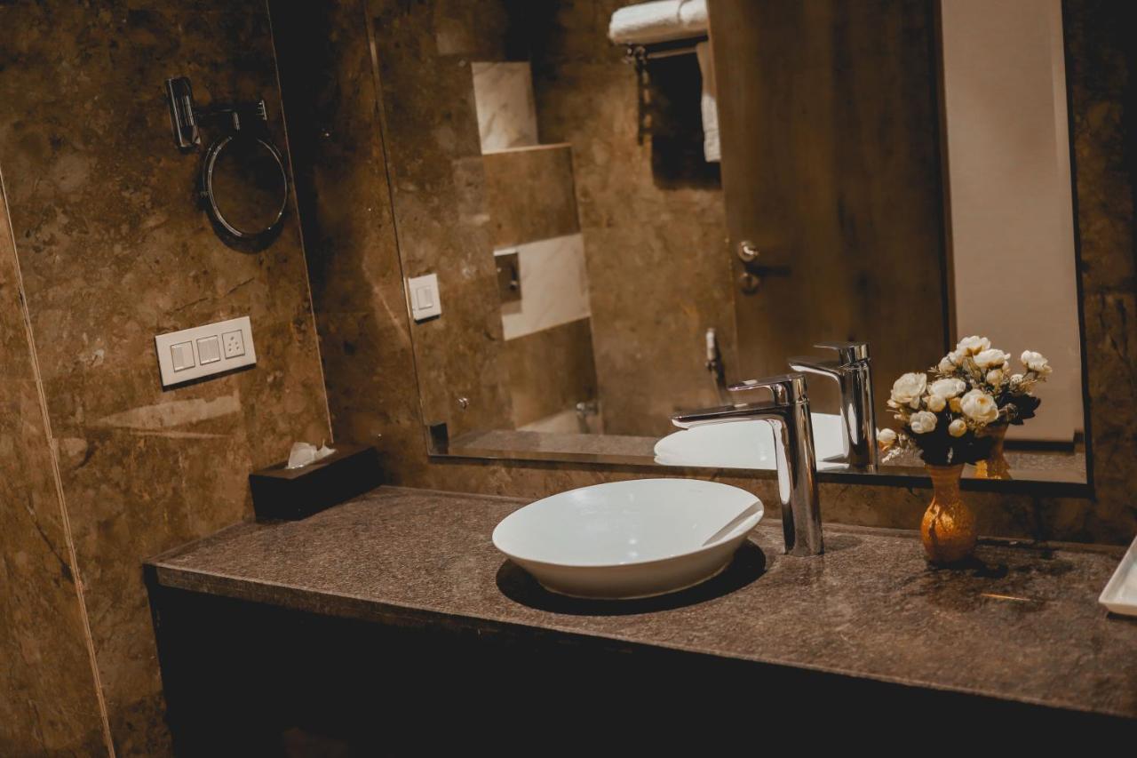 The Orlov Hotel Panipat Екстер'єр фото